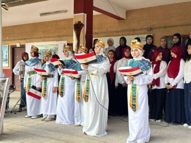 مدارس الجيزة تقدم نموذج للحضارة المصرية قبل افتتاح المتحف المصري الكبير.