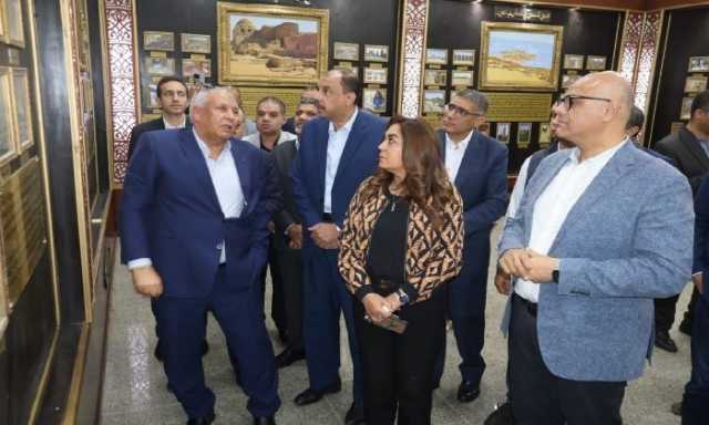 محافظ سوهاج يشارك في فعاليات المعرض الزراعي الثاني بالوادي الجديد