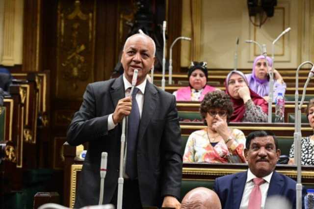 مصطفى بكري يشكر رئيس النواب.. ويطالب بضمانات جديدة لدخول المنازل من جانب السلطات العامة