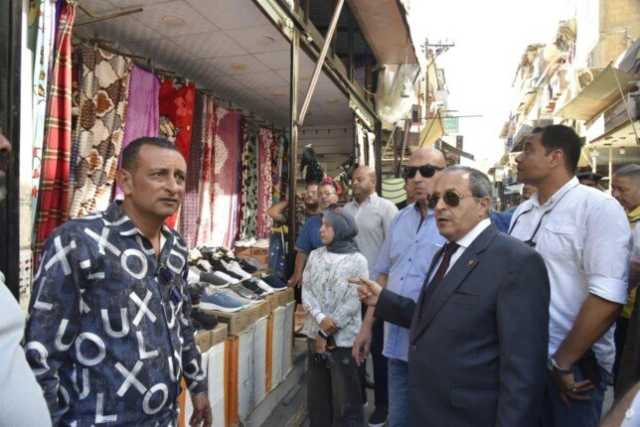 محافظ بورسعيد يتفقد شارعي الحميدي و التجاري بحي العرب ويشدد على مواصلة إزالة الإشغالات