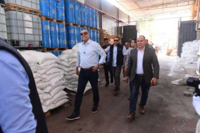 وزير العمل يقود حملة تفتيش على المنشآت للتأكد من تطبيق الحد الأدنى للأجور