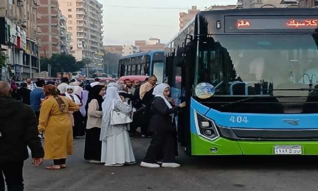 محافظ الإسكندرية يوجه بتشغيل 6 أتوبيسات جديدة بخط الكيلو 21