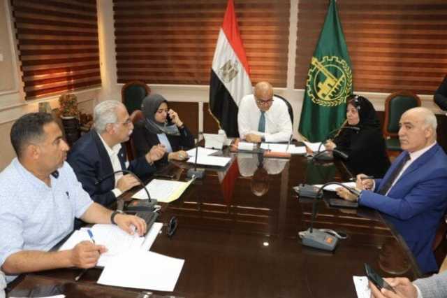 منحة «كرسي كهربائي» بقرار فوري.. محافظ القليوبية يعقد لقاءه الجماهيري الأسبوعي