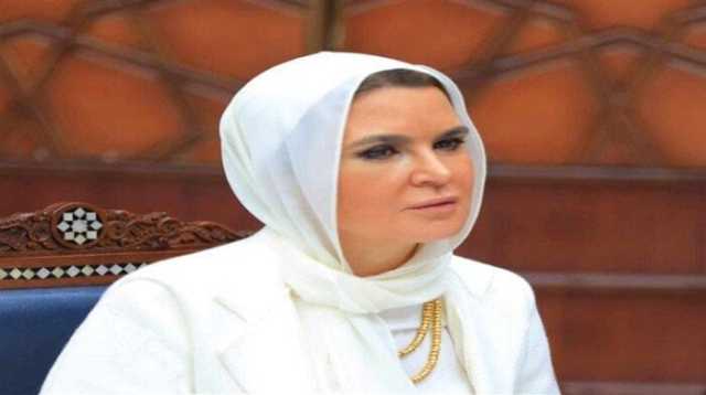 سحر نصر تؤدي اليمين الدستورية خلال الجلسة الافتتاحية لـ مجلس الشيوخ
