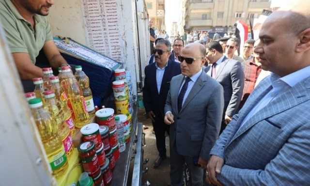 محافظ كفرالشيخ يتفقد سوق اليوم الواحد بالرياض