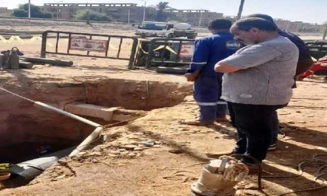 محافظ أسوان يوجه بسرعة التحرك لإصلاح عطل فنى بكابل محطات الصرف الصحى بالعلاقي