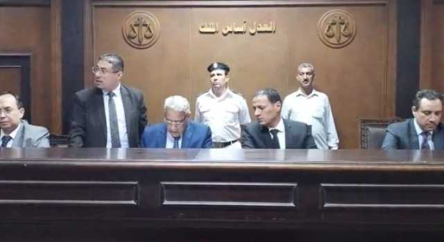 المؤبد وغرامة 100 ألف جنيه لسائق توك توك لإتجاره وشقيقه في الهيروين بالخانكة