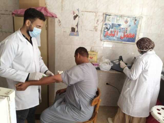 «حياة كريمة» تصل إلى ههيا.. قافلة طبية مجانية شاملة تجوب قرية المنيا