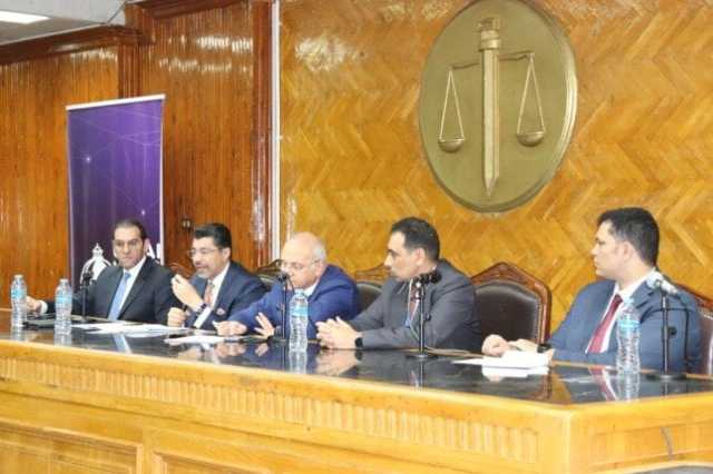 جامعة القاهرة تستعرض الأطر الأخلاقية والقانونية لتنظيم الذكاء الاصطناعي وضمان الابتكار المسؤول