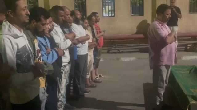تشييع جثمان الطفل سليم ضحية بلاعة الصرف الصحي بإسكو