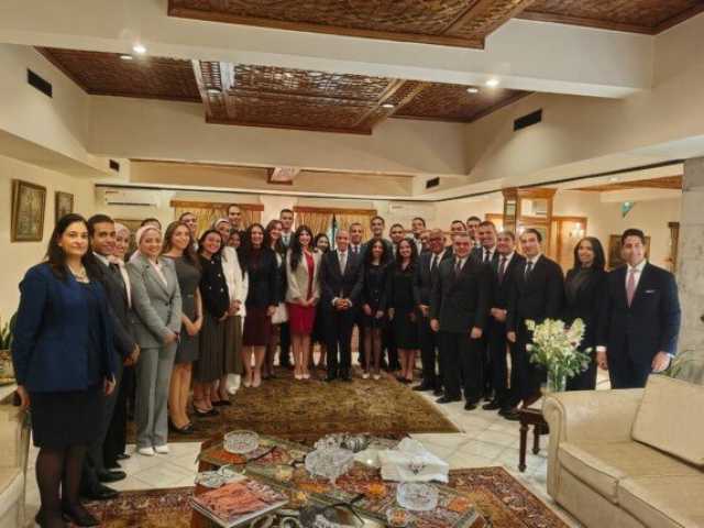 وزير الخارجية يلتقي أعضاء الدفعة 57 من الملاحق الدبلوماسيين خلال تواجدهم بالهند