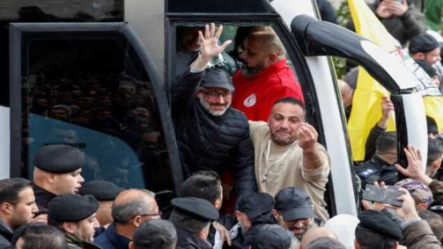 إسرائيل تبدأ في تحرير 100 أسير فلسطيني بالضفة الغربية