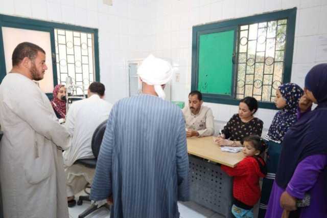 جامعة المنيا الطبية توقّع الكشف على 510 مواطناً بقرية الزُّورة في مغاغة