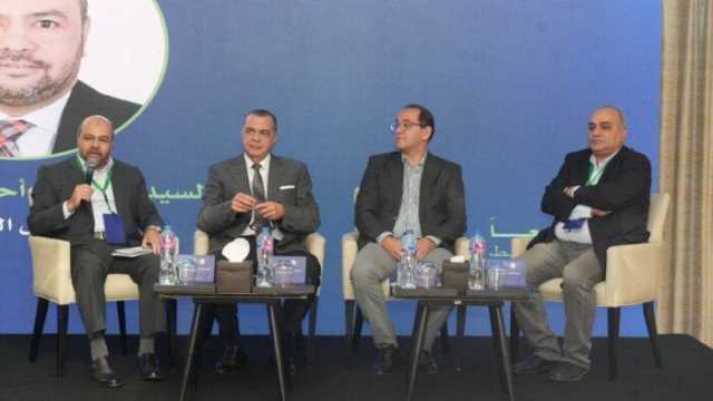 كجوك: الأولوية الاستراتيجية للاستثمار فى العنصر البشرى وتحسين أوضاع العاملين