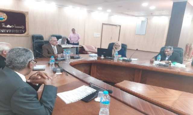 جامعة أسوان تناقش خطة الأنشطة الطلابية للعام الجامعي الجديد