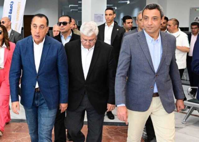 مدبولي يستعرض الموقف التنفيذي لأبرز المشروعات والمبادرات بالسويس