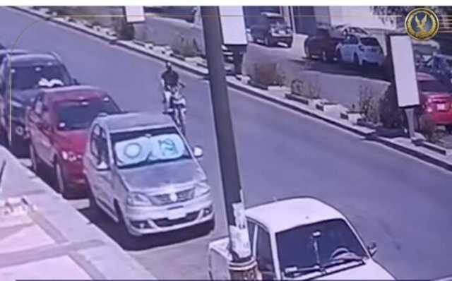 ضبط المتهم بسرقة دراجة نارية من أمام مطعم بأسوان