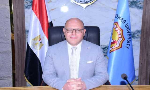 جامعة سوهاج تُعزز صفوفها.. تكليف 1113 أخصائي تمريض لدعم المستشفيات الجامعية الجديدة