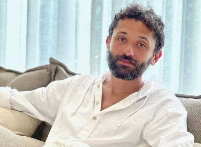بعد نشره رسالة غامضة.. كريم محمود عبد العزيز يتصدر التريند