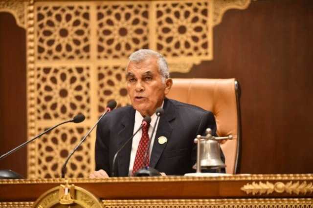 «شرف عظيم لي أن حملتموني هذه الأمانة».. نص كلمة رئيس مجلس الشيوخ الجديد