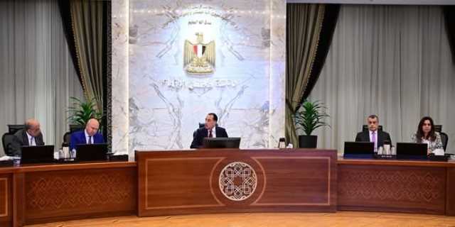 مدبولي: توفير احتياجات الطاقة للقطاع الإنتاجي لتوطين الصناعات المُختلفة وجذب الاستثمارات الأجنبية