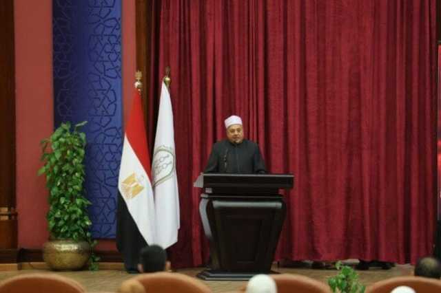 الشيخ أيمن عبد الغني: الطلاب الوافدون سفراء الأزهر في نشر قيم الإسلام السمحة ووسطيته