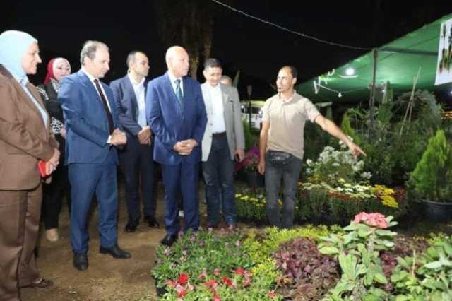 محافظ القاهرة يفتتح معرضي «زهور مصر ومنتجات المدارس الفنية» بحديقة النهر