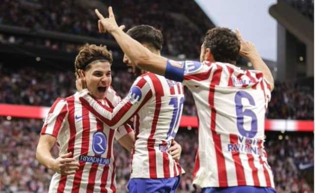 أتلتيكو مدريد يكتسح إشبيلية بثلاثية نظيفة في الدوري الإسباني