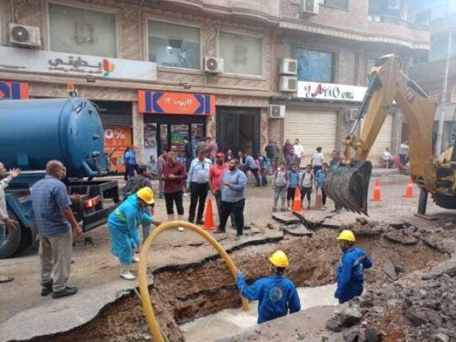 محافظ الغربية يتابع أعمال إصلاح كسر مُفاجئ بخط مياه رئيسي بزفتى
