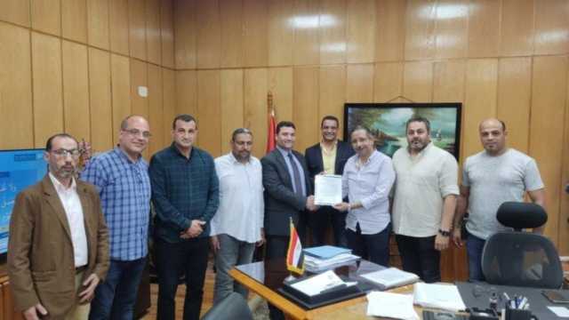 وزير الإسكان يشيد بحصول أجهزة تنمية الساحل الشمالي الغربي على 3 شهادات أيزو