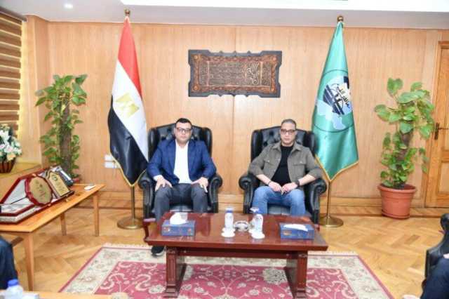 وزير الإسكان ومحافظ الفيوم يتابعان 'حياة كريمة' ويناقشان خطط تنمية الفيوم الجديدة ومنظومة المياه والصرف الصحي