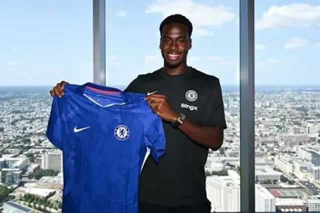 إصابة جيتنز تثير قلق تشيلسي بعد مشاركته مع شباب إنجلترا