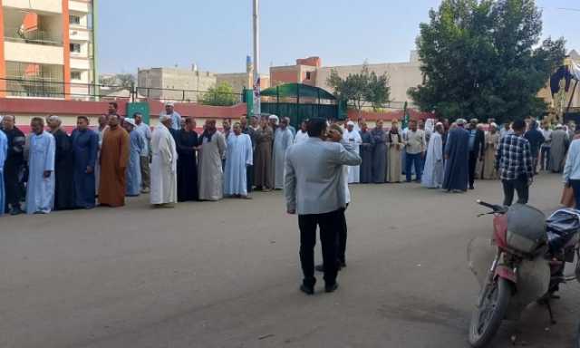 إقبال ملحوظ في الساعات الأولى من فتح باب التصويت بانتخابات مجلس النواب بالبحيرة