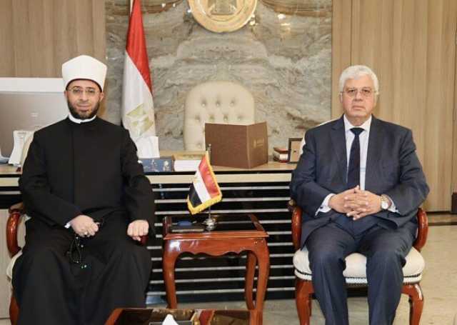 وزيرا التعليم العالي والأوقاف يبحثان تعزيز التعاون واستثمار بنك المعرفة المصري