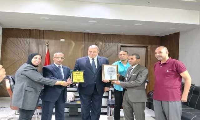 مدرسة نجع الجزيرة بقنا تحصد جائزة التميز المؤسسي للمساواة بين الجنسين