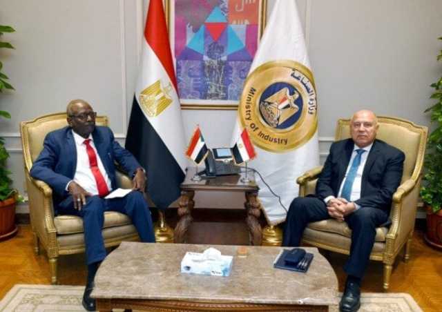 كامل الوزير يبحث مع نظيره السوداني تطوير البنية التحتية وتدريب الكوادر ودعم الملاحة النهرية