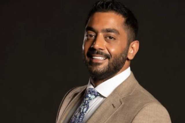 بعد ظهوره مع والده.. أحمد فلوكس يحسم حقيقة إقامته في السعودية