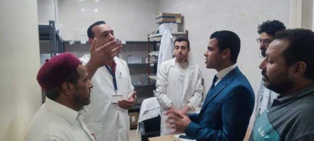 نائب محافظ مطروح يتفقد مستشفى براني والسلوم