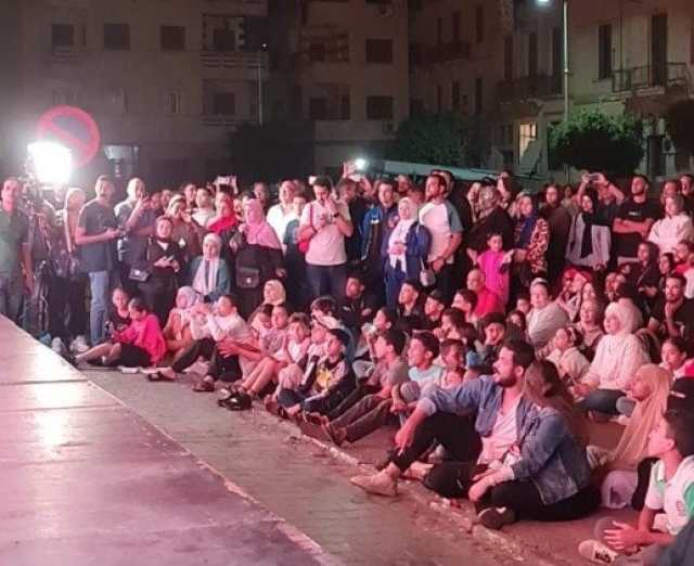 المصريون يحتشدون في الميادين لمتابعة الاحتفال الأسطوري بافتتاح المتحف الكبير - صور