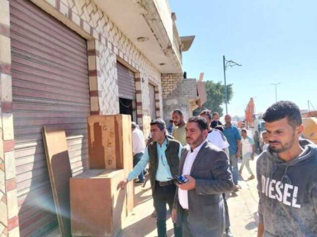 رئيس مدينة مرسى مطروح يقود حملة موسعة لإزالة محلات تجارية مخالفة