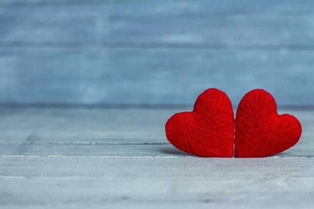 جنازة رجل مسن.. كيف استلهم مصطفى أمين فكرة عيد الحب المصري؟