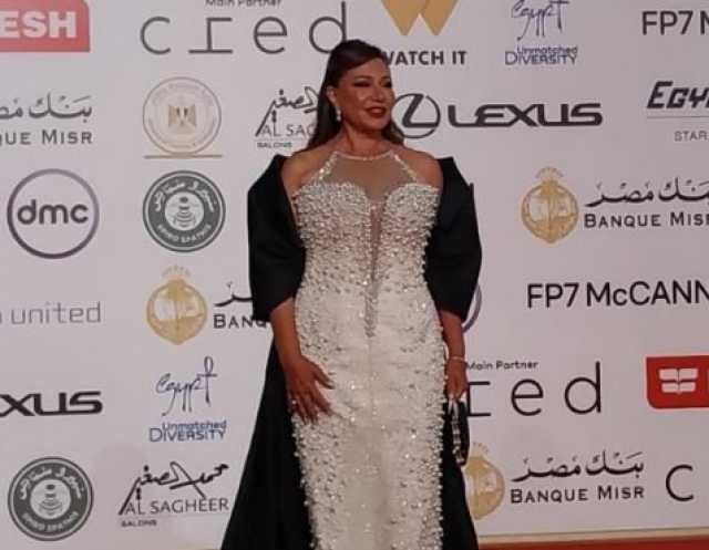 ليلي علوي بمهرجان القاهرة السينمائي 46: «جيت من الرباط مخصوص عشانه»