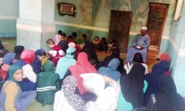 تمكين المرأة بالصعيد.. أسوان تواصل جلسات التوعية ومناهضة العنف ضمن «تنمية الأسرة المصرية»