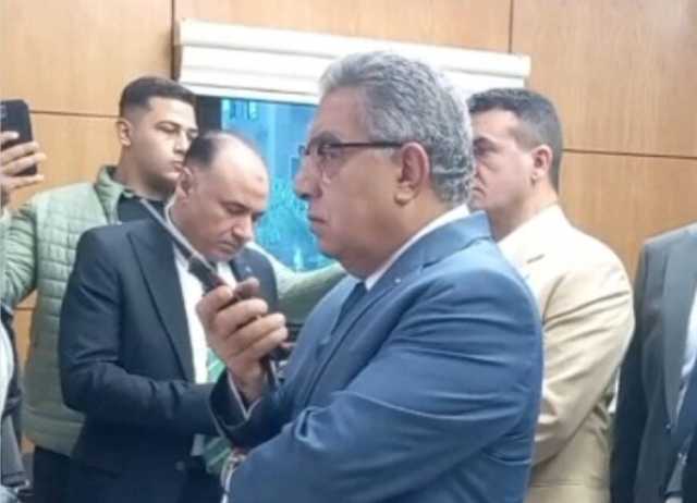 محافظ الدقهلية يتابع فتح لجان انتخابات مجلس النواب من داخل الشبكة الوطنية بالمحافظة