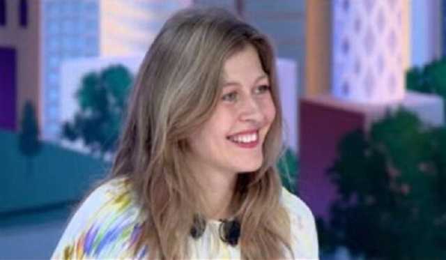 «عظيم ومبهر».. الفنانة التشيكية كارينا كوتوفا تشيد بالمتحف المصري الكبير