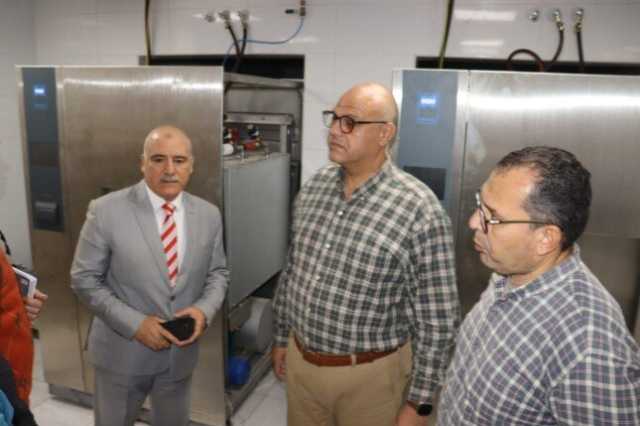 محافظ القليوبية يتفقد أعمال فرش التجهيزات الطبية لمستشفى طوخ المركزي تمهيداً لافتتاحها