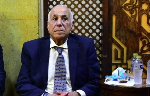 حسين لبيب وهشام نصر يقدمون واجب العزاء لأسرة محمد صبري