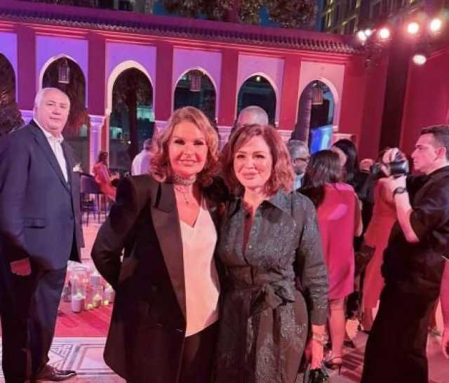 بعد حصولها على وسام «جوقة الشرف» الفرنسي.. إلهام شاهين توجه رسالة لـ يسرا