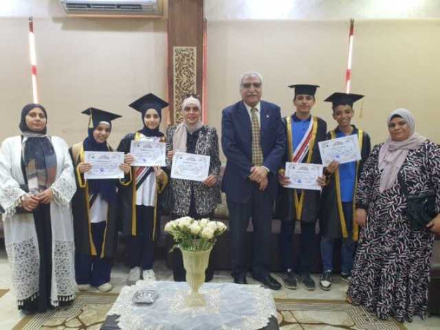 القليوبية تتوّج 'أوائل الطلبة': 'نور البيان' تتصدر و'الخانكة' وصيفة في منافسات المرحلة الإعدادية