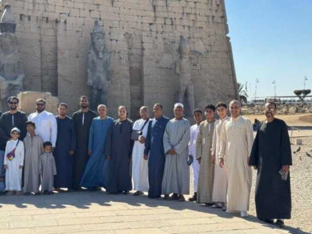 الجلابية تنتصر: مبادرة «هنزور معبد الأقصر» تتحول لرسالة قوية ضد الإساءة للزي الصعيدي